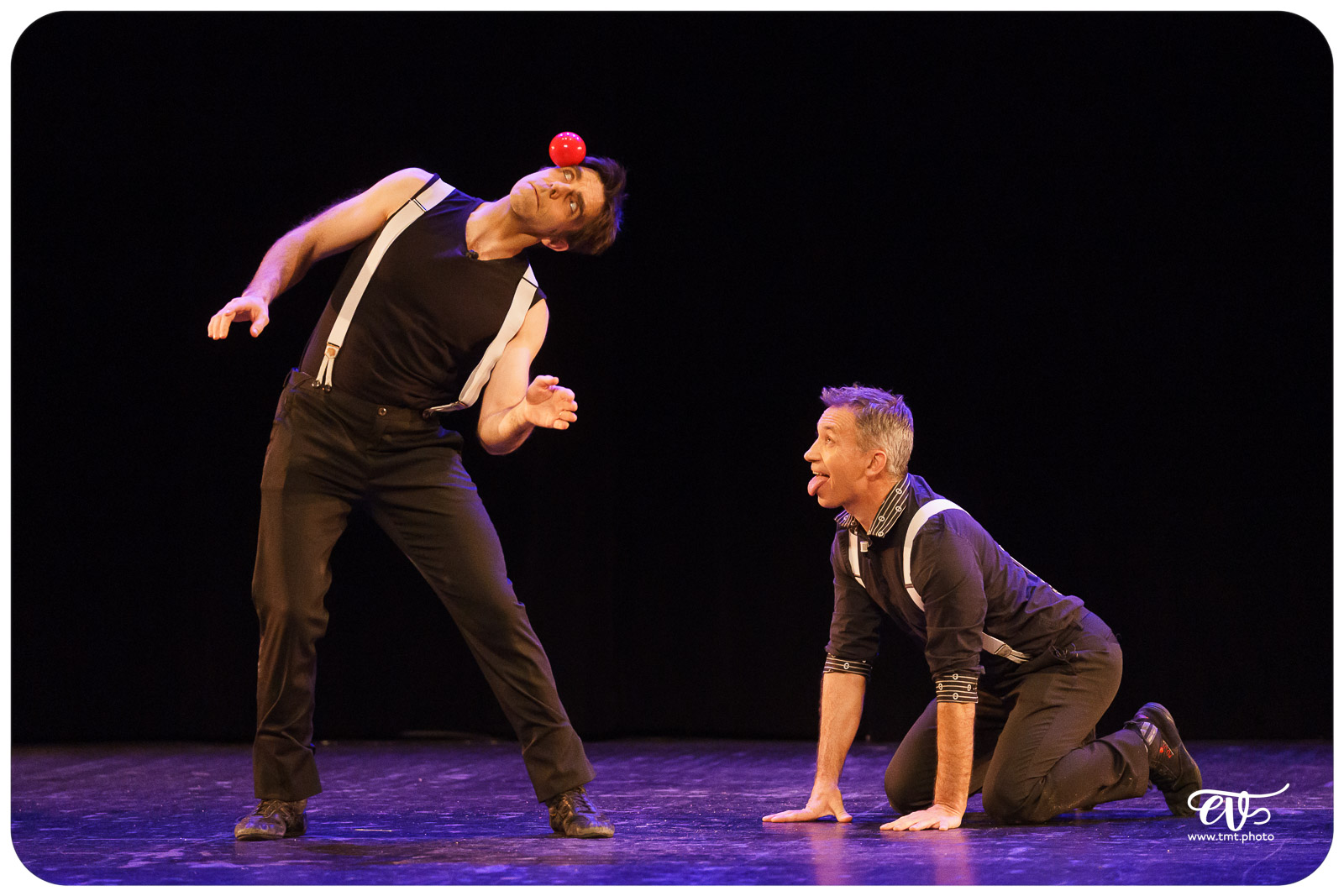 ExCENTRIQUES (CIE LES ACROSTICHES)